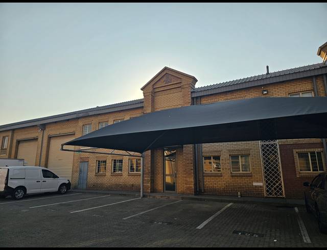 448M² WAREHOUSE TO LET IN LINBRO PARK